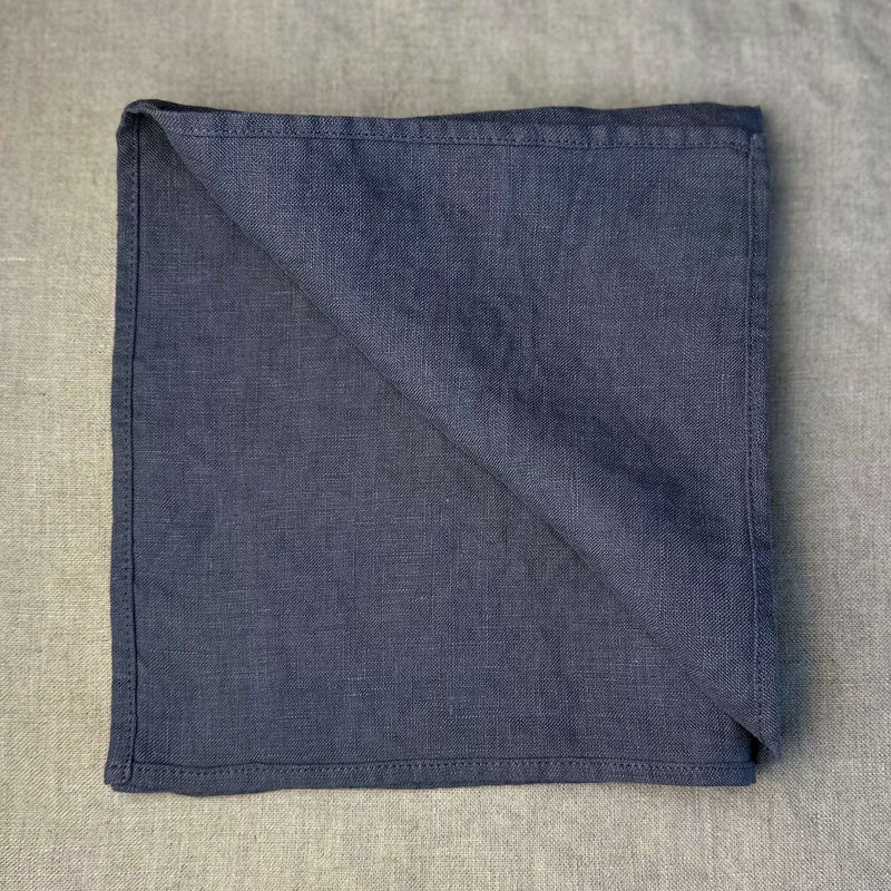 Laneni prtiček - antracit siva barva, 42x42 cm