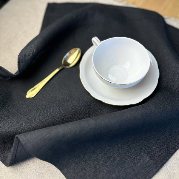 Linen napkin, black