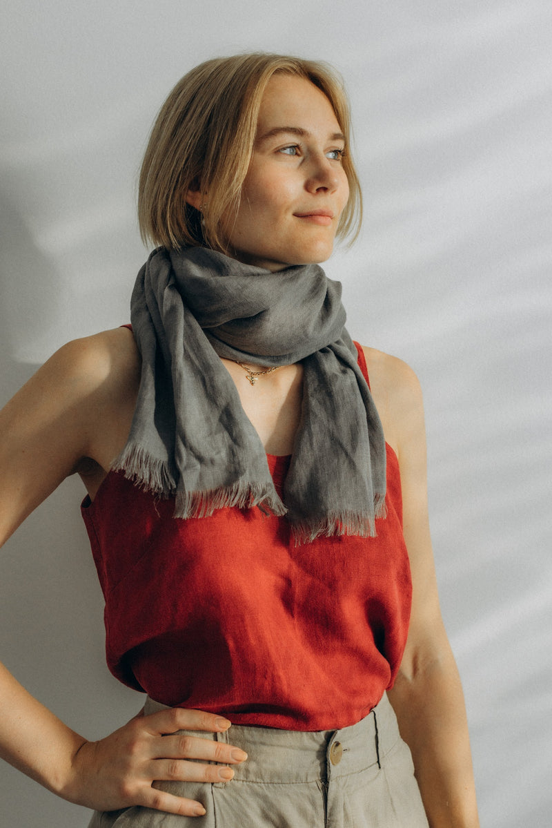 Linen Scarf dark gray