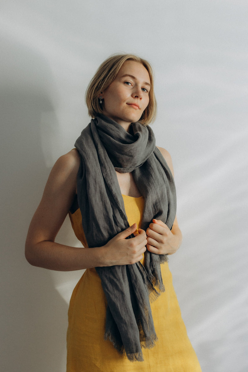 Linen Scarf dark gray